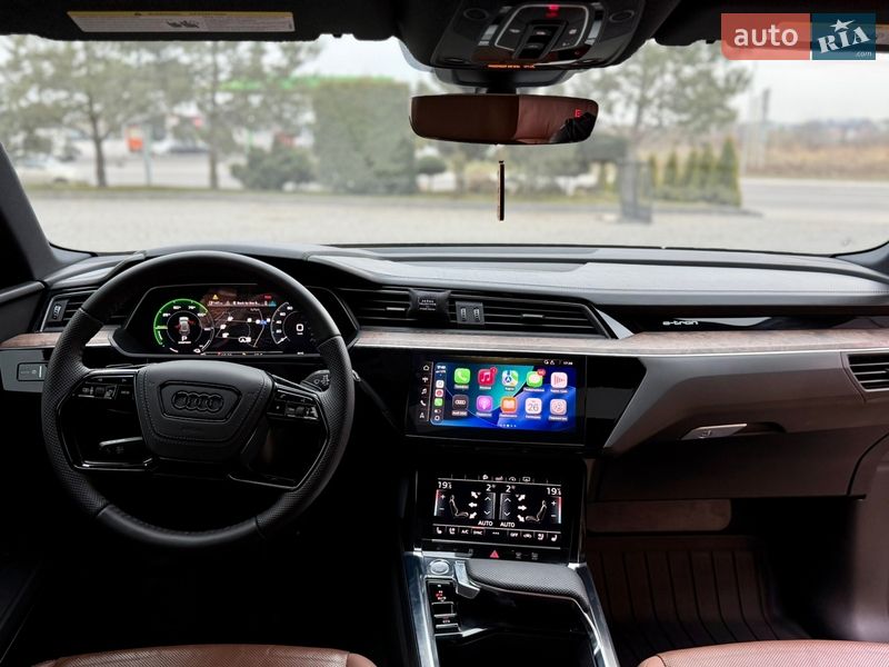 Позашляховик / Кросовер Audi e-tron 2019 в Львові