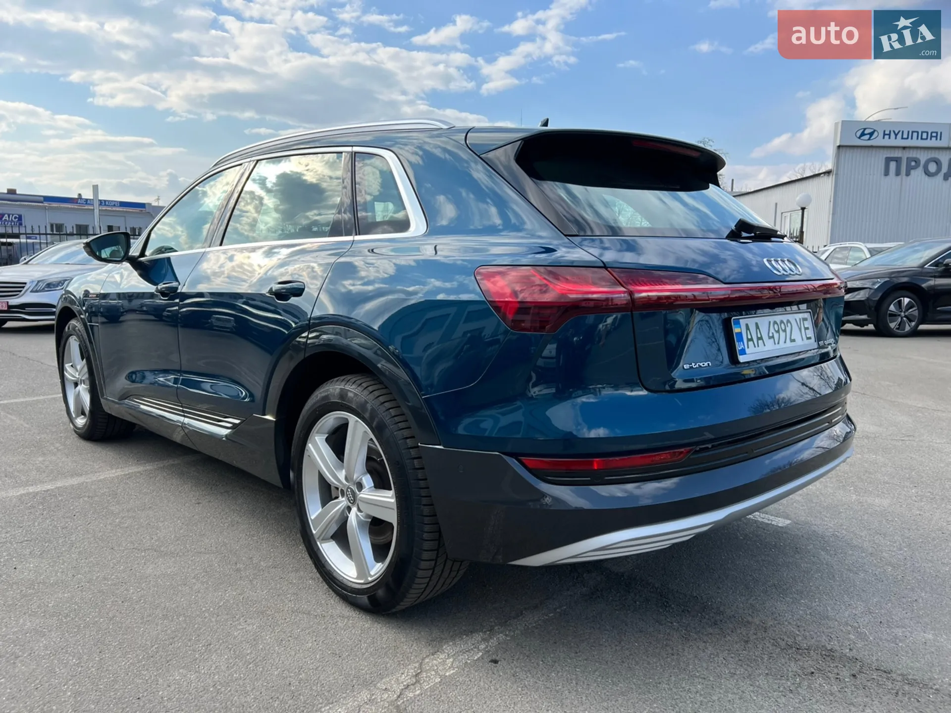 2020 Audi e-tron - мініатюра 7