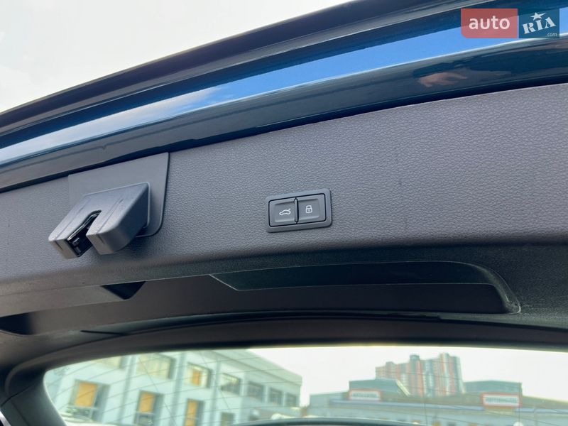 Внедорожник / Кроссовер Audi e-tron 2020 в Киеве фото 12 Внедорожник / Кроссовер Audi e-tron 2020 в Киеве