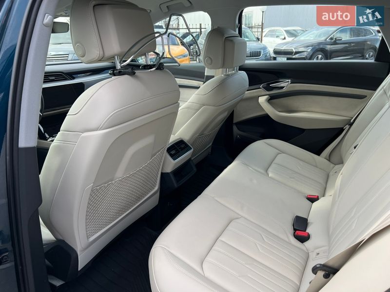 Внедорожник / Кроссовер Audi e-tron 2020 в Киеве фото 31 Внедорожник / Кроссовер Audi e-tron 2020 в Киеве