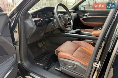 Внедорожник / Кроссовер Audi e-tron 2019 в Ивано-Франковске