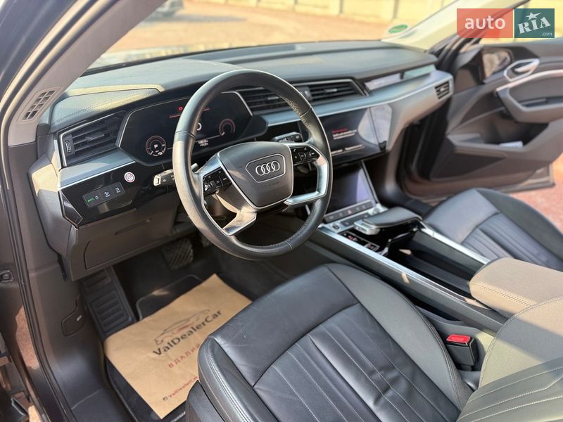 Внедорожник / Кроссовер Audi e-tron 2021 в Луцке