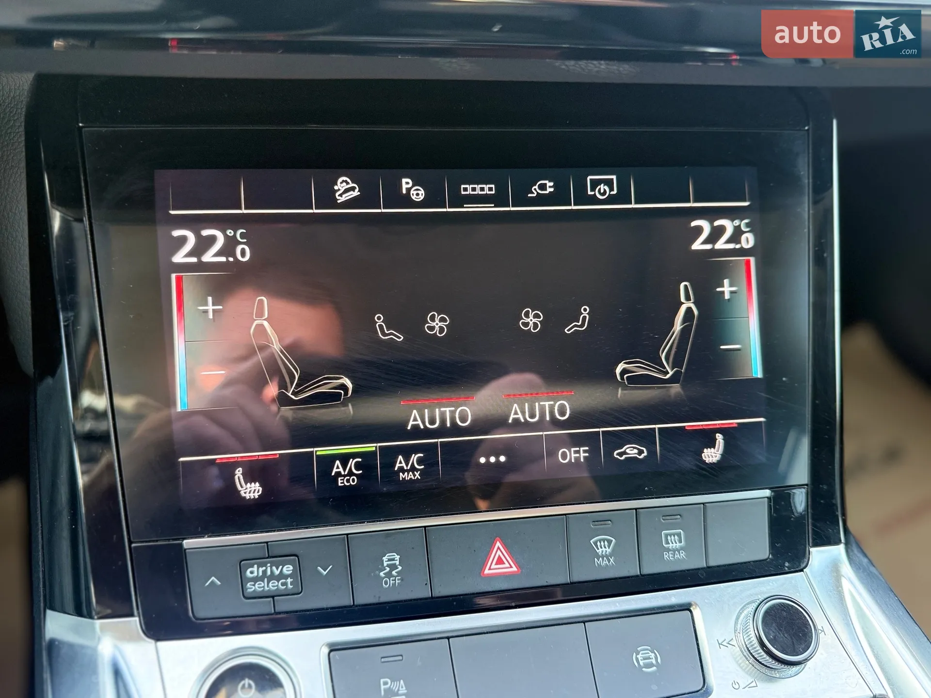 2021 Audi e-tron - мініатюра 27