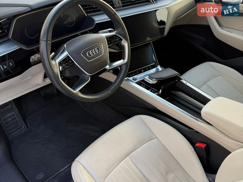 Внедорожник / Кроссовер Audi e-tron 2021 в Виннице