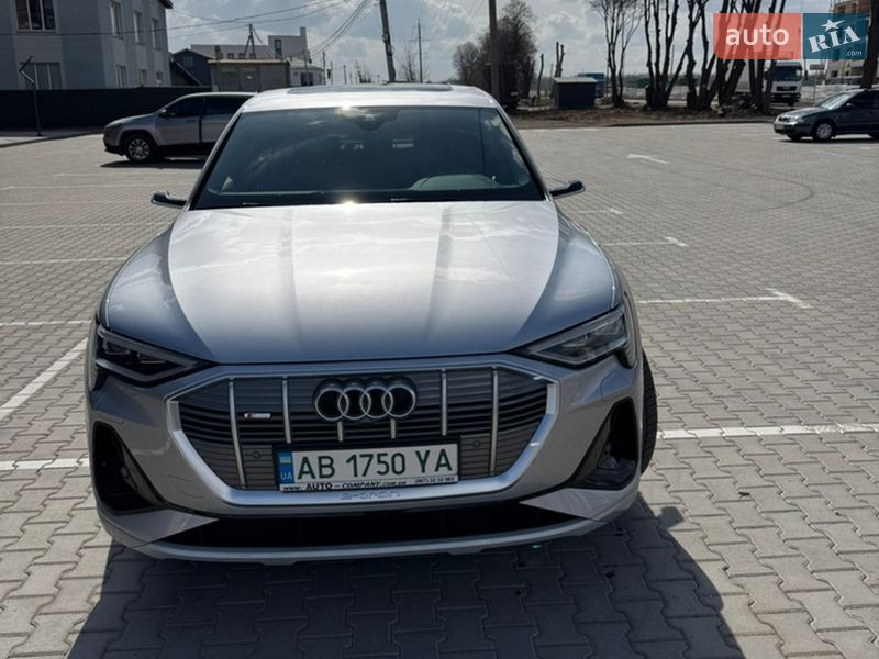 Внедорожник / Кроссовер Audi e-tron 2020 в Виннице фото 16 Внедорожник / Кроссовер Audi e-tron 2020 в Виннице