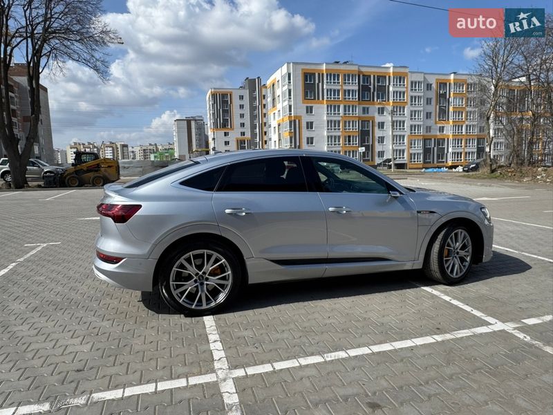 Внедорожник / Кроссовер Audi e-tron 2020 в Виннице фото 4 Внедорожник / Кроссовер Audi e-tron 2020 в Виннице