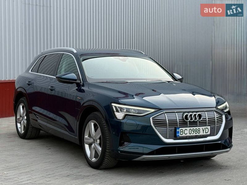 Внедорожник / Кроссовер Audi e-tron 2021 в Городке