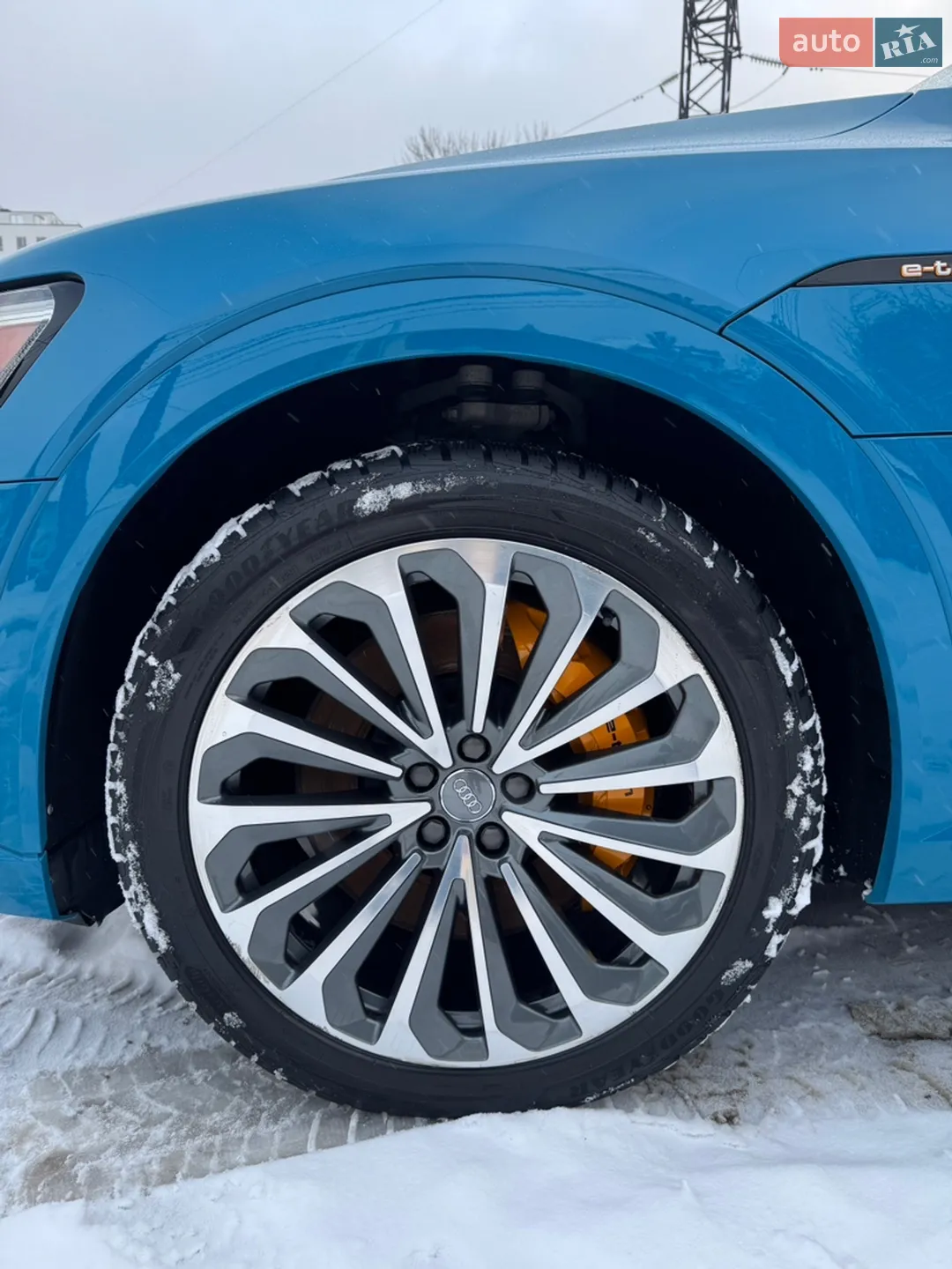 2019 Audi e-tron - мініатюра 8
