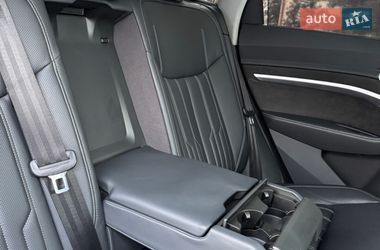 Внедорожник / Кроссовер Audi e-tron 2019 в Львове
