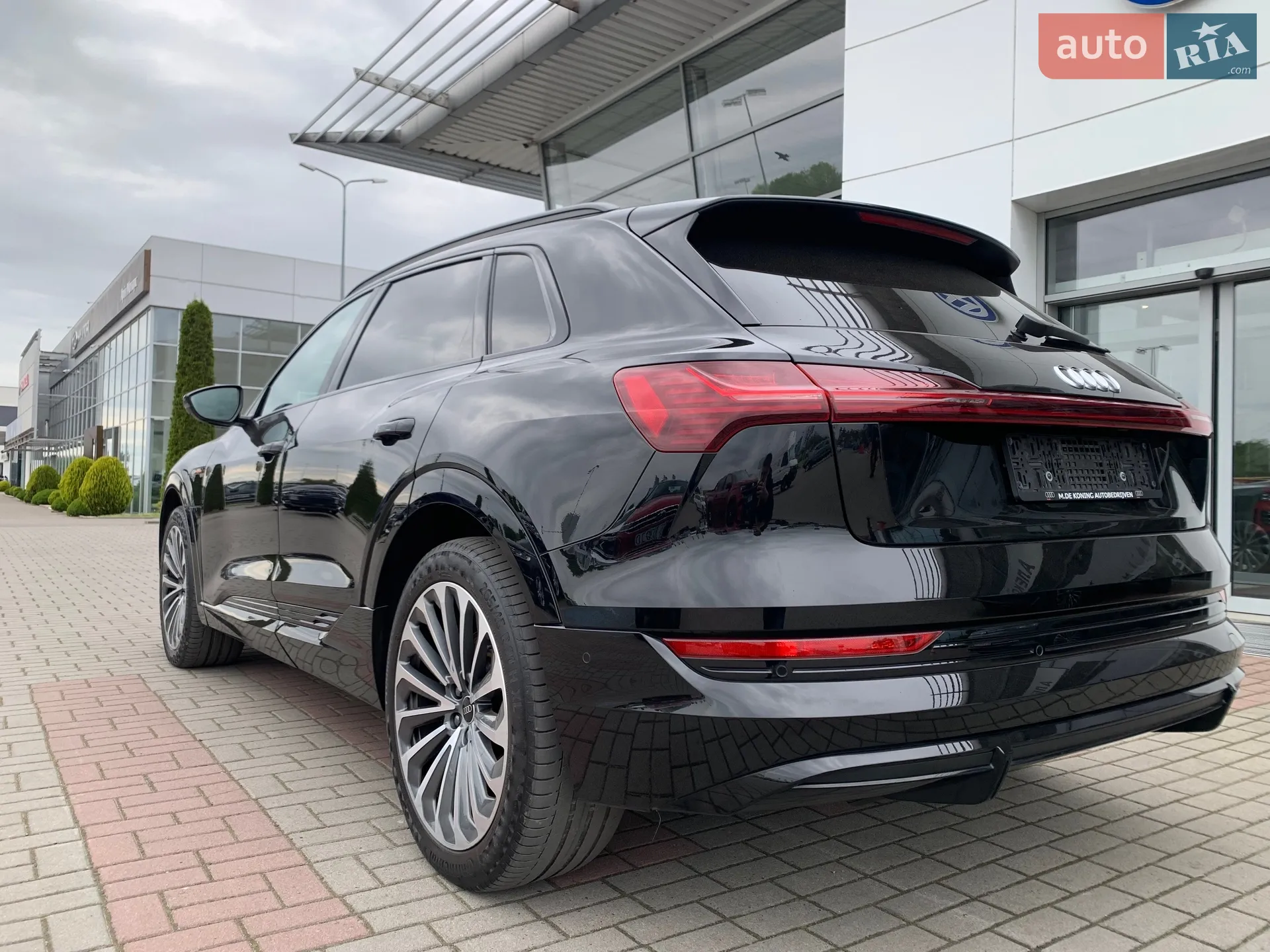 2020 Audi e-tron - мініатюра 11