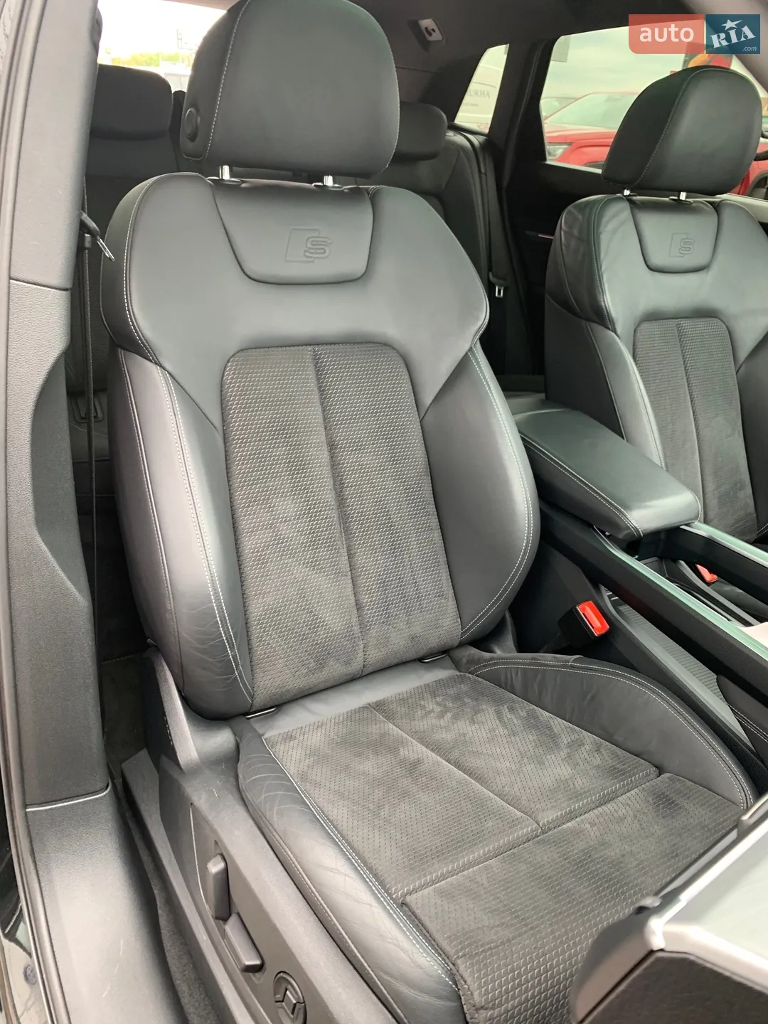 2020 Audi e-tron - мініатюра 39