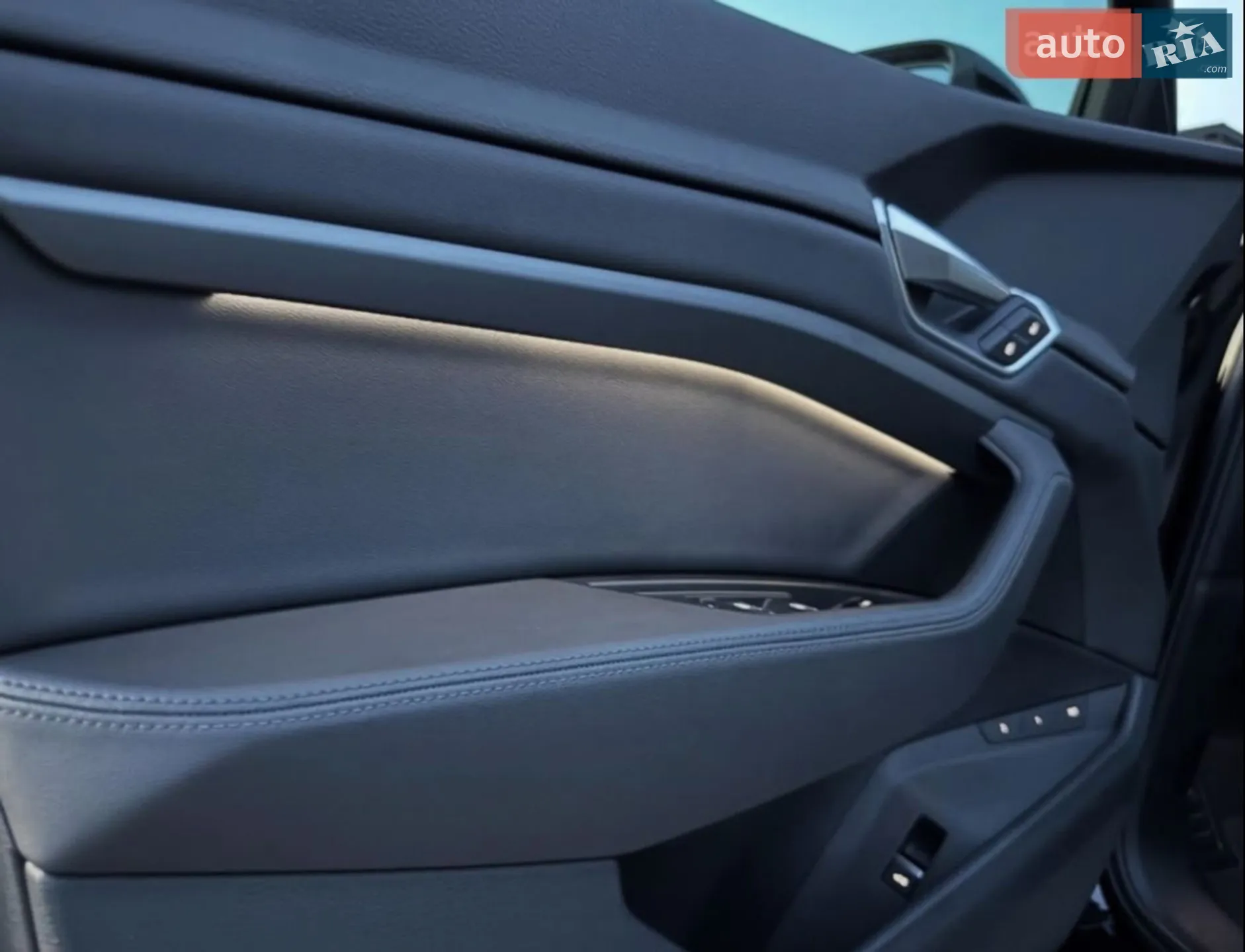 2019 Audi e-tron - мініатюра 9