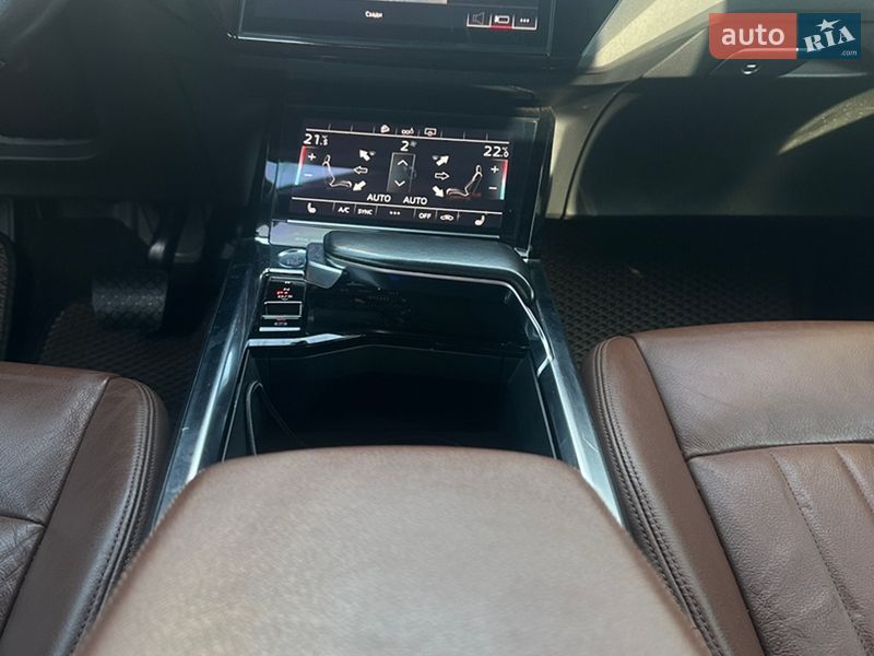 Внедорожник / Кроссовер Audi e-tron 2019 в Харькове фото 54 Внедорожник / Кроссовер Audi e-tron 2019 в Харькове