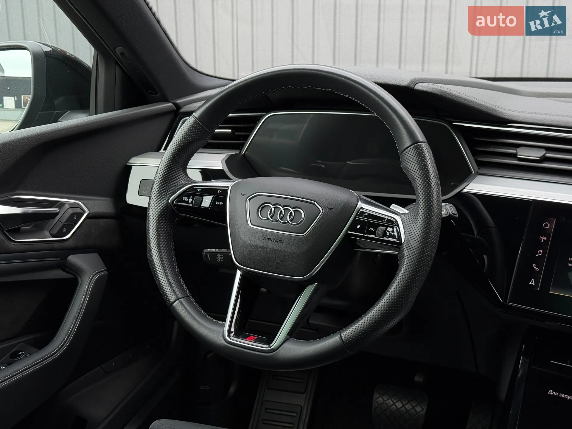 2021 Audi e-tron - мініатюра 32