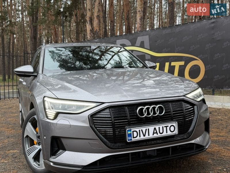 Внедорожник / Кроссовер Audi e-tron 2019 в Киеве фото Внедорожник / Кроссовер Audi e-tron 2019 в Киеве
