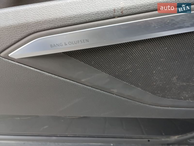 Внедорожник / Кроссовер Audi e-tron 2020 в Киеве фото 10 Внедорожник / Кроссовер Audi e-tron 2020 в Киеве