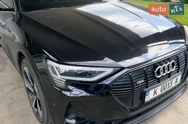 Внедорожник / Кроссовер Audi e-tron 2020 в Киеве