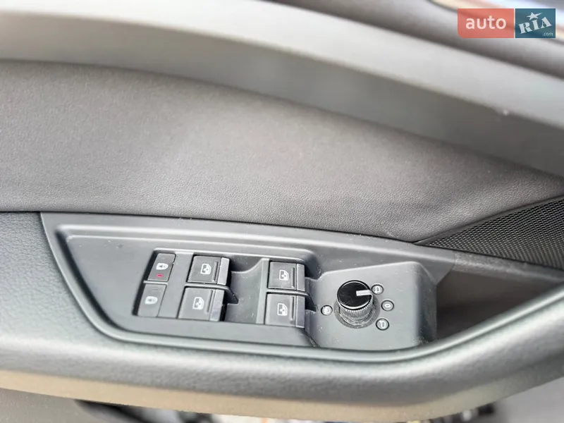 Audi e-tron 2019 VIN WAUZZZGE0KB017968 фото оголошення 20 з 52