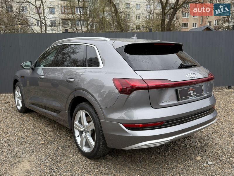 Позашляховик / Кросовер Audi e-tron 2019 в Івано-Франківську фото 11 Позашляховик / Кросовер Audi e-tron 2019 в Івано-Франківську