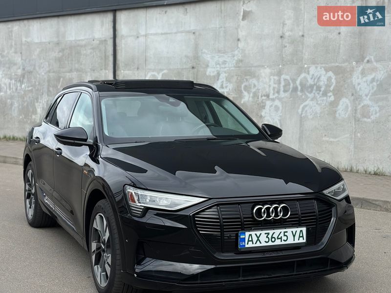 Внедорожник / Кроссовер Audi e-tron 2021 в Киеве