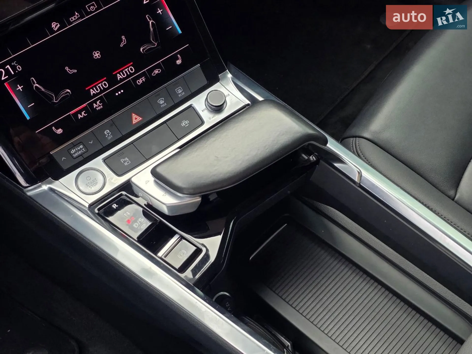 2019 Audi e-tron - мініатюра 36
