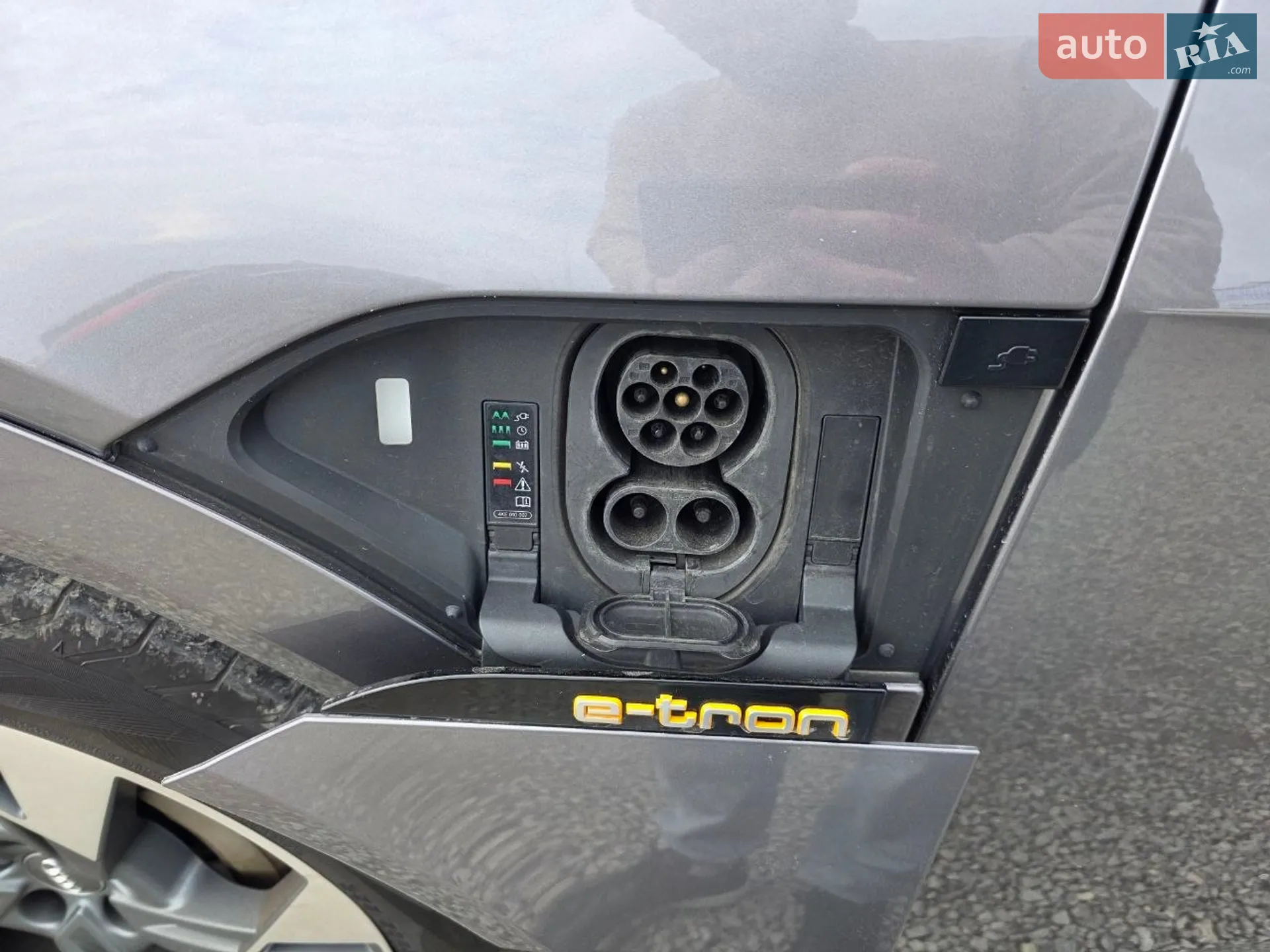 2019 Audi e-tron - мініатюра 39
