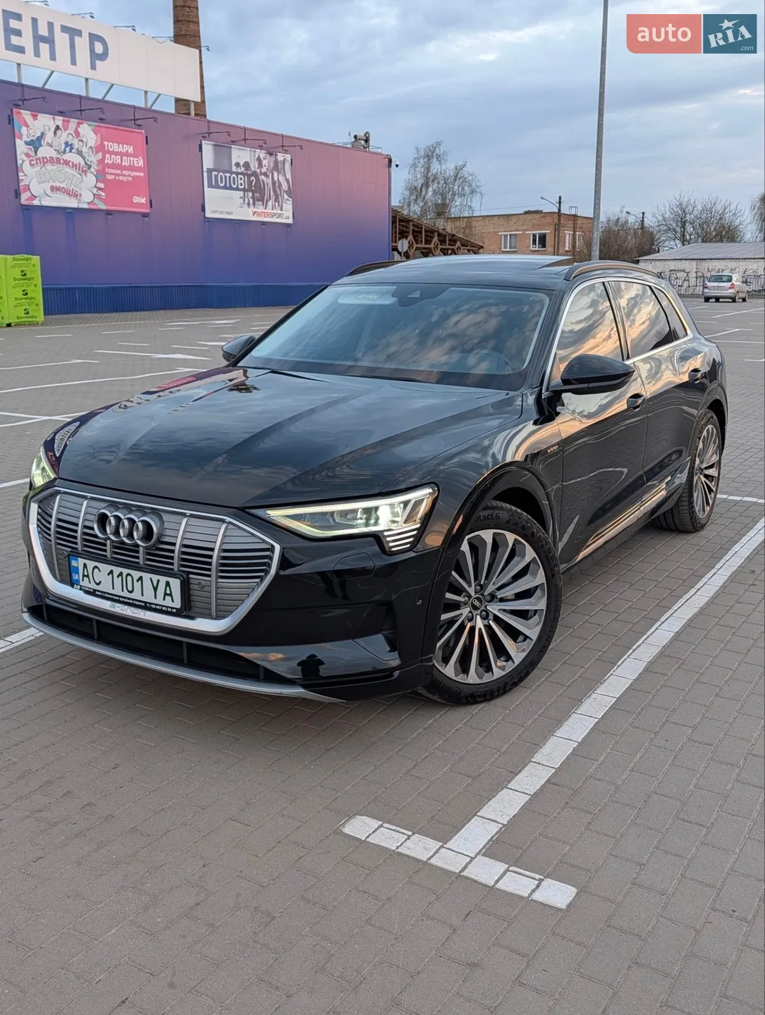 2020 Audi e-tron - мініатюра 29