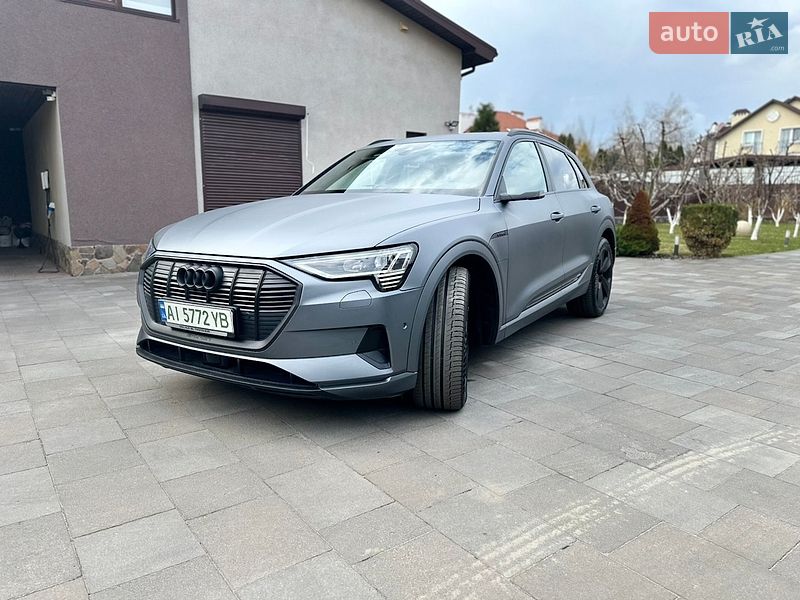 Внедорожник / Кроссовер Audi e-tron 2019 в Ирпене фото 27 Внедорожник / Кроссовер Audi e-tron 2019 в Ирпене
