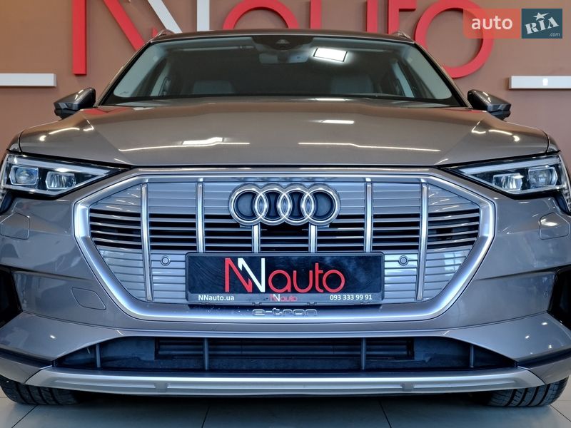 Внедорожник / Кроссовер Audi e-tron 2020 в Одессе