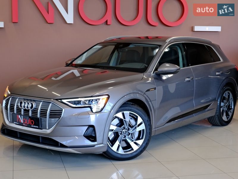 Внедорожник / Кроссовер Audi e-tron 2020 в Одессе