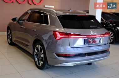 Внедорожник / Кроссовер Audi e-tron 2020 в Одессе