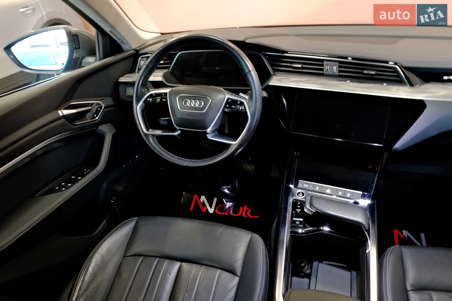 2020 Audi e-tron - мініатюра 37
