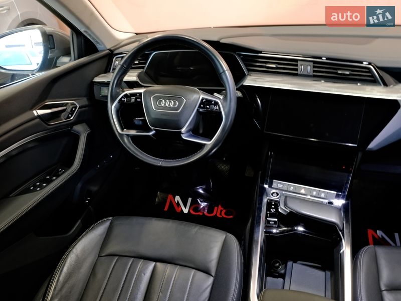 Внедорожник / Кроссовер Audi e-tron 2020 в Одессе