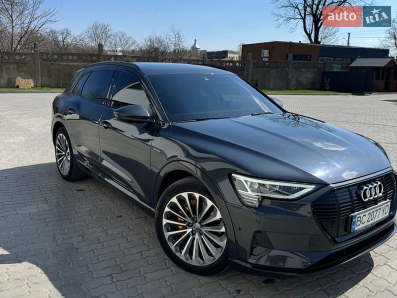Внедорожник / Кроссовер Audi e-tron 2019 в Бориславе
