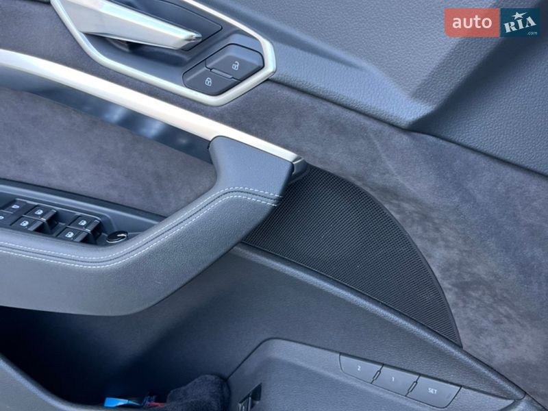 Внедорожник / Кроссовер Audi e-tron 2019 в Бориславе