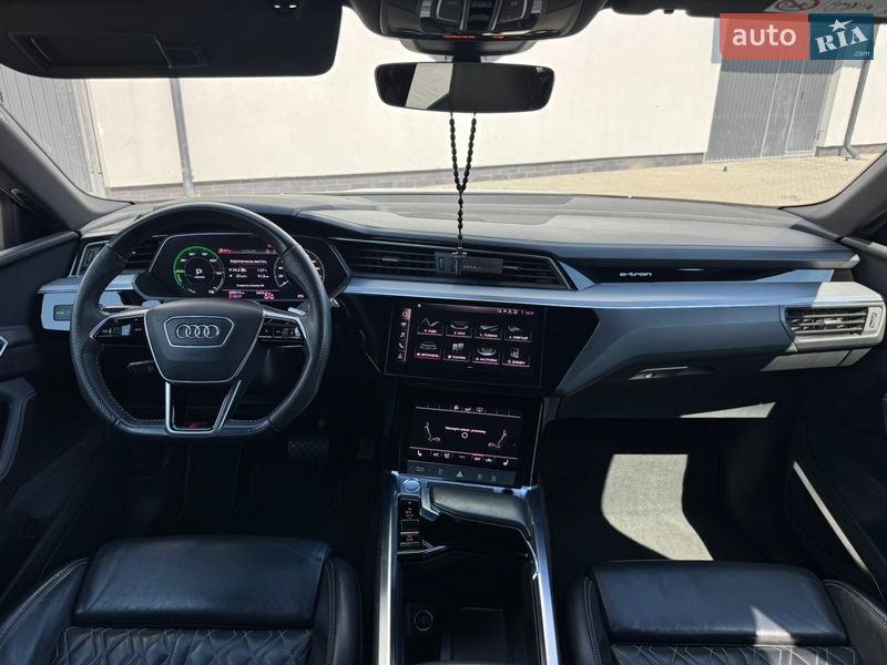 Внедорожник / Кроссовер Audi e-tron 2019 в Бориславе