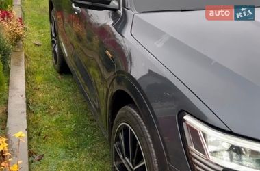 Внедорожник / Кроссовер Audi e-tron 2019 в Сокале