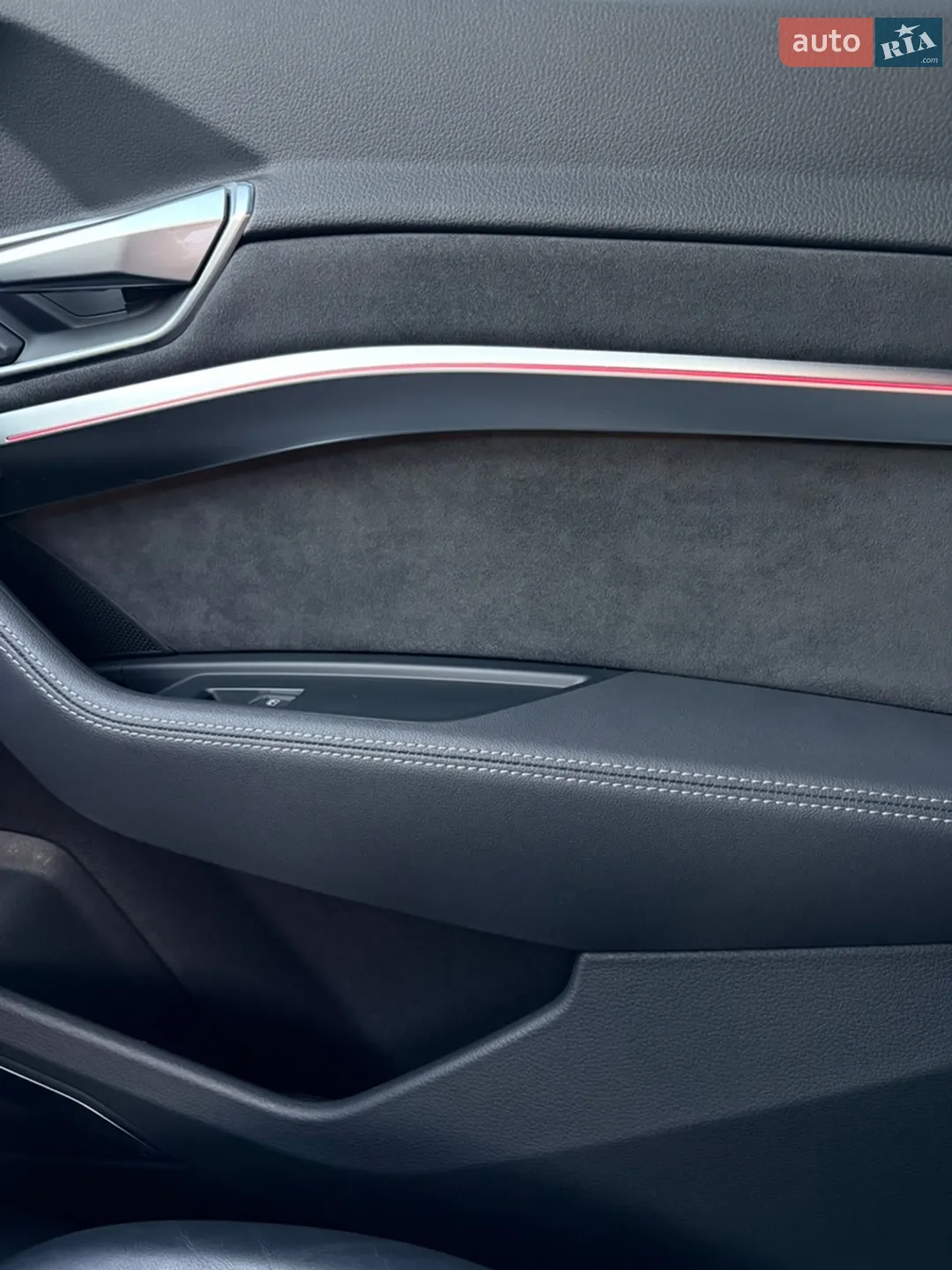 2019 Audi e-tron - мініатюра 40