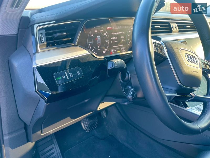 Внедорожник / Кроссовер Audi e-tron 2021 в Ровно фото 37 Внедорожник / Кроссовер Audi e-tron 2021 в Ровно
