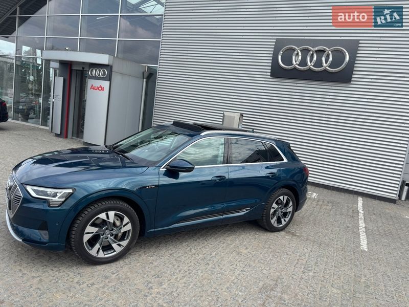 Внедорожник / Кроссовер Audi e-tron 2019 в Днепре