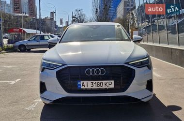 Внедорожник / Кроссовер Audi e-tron 2020 в Киеве