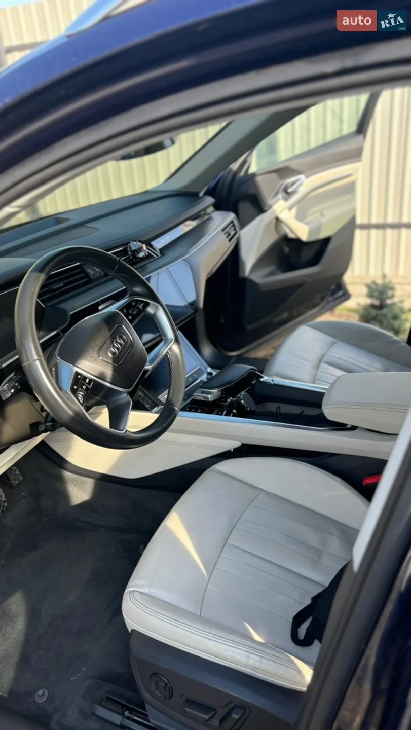 2020 Audi e-tron - мініатюра 6