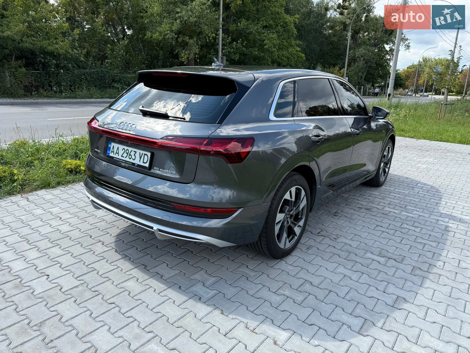 2021 Audi e-tron - мініатюра 17