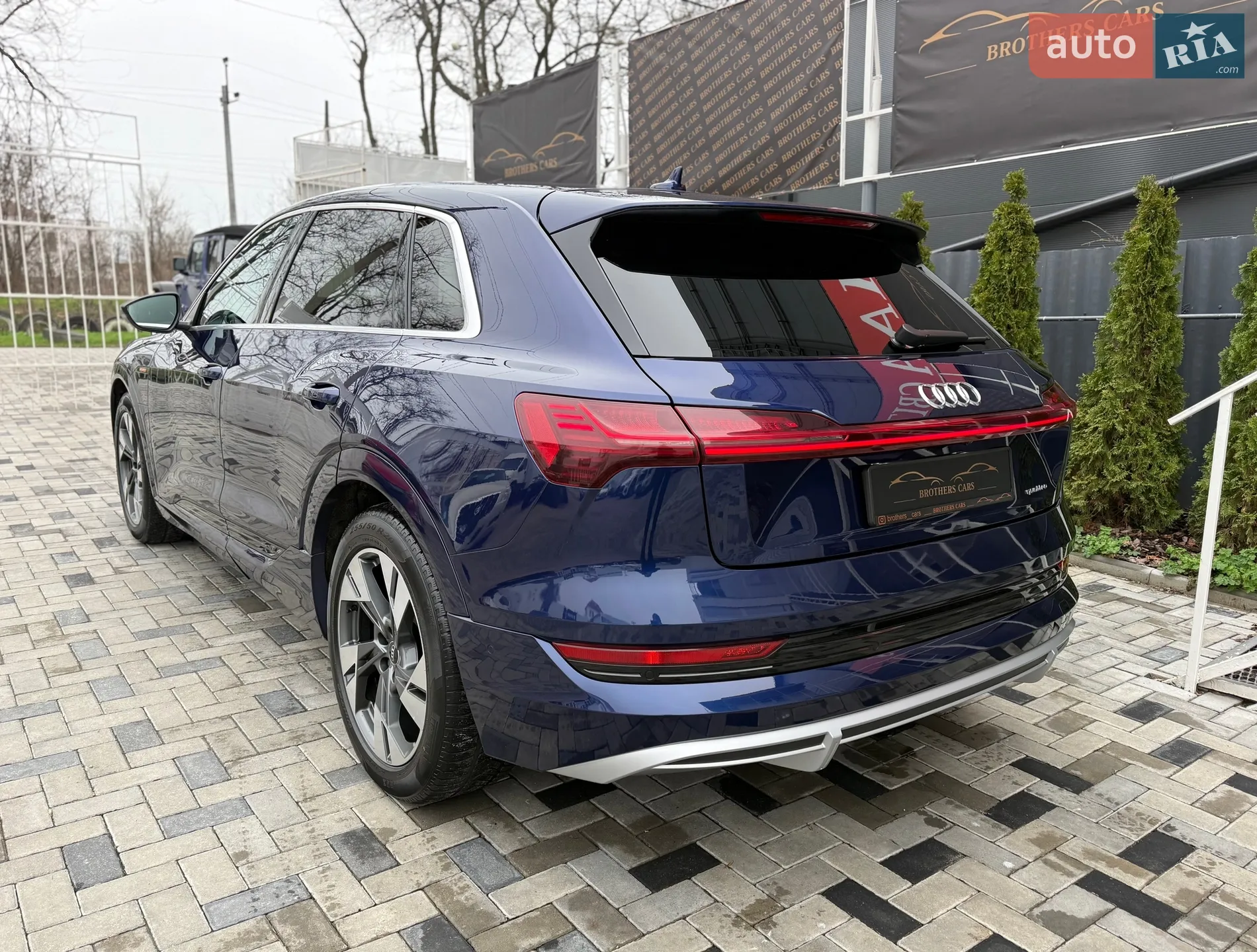 2022 Audi e-tron - мініатюра 3