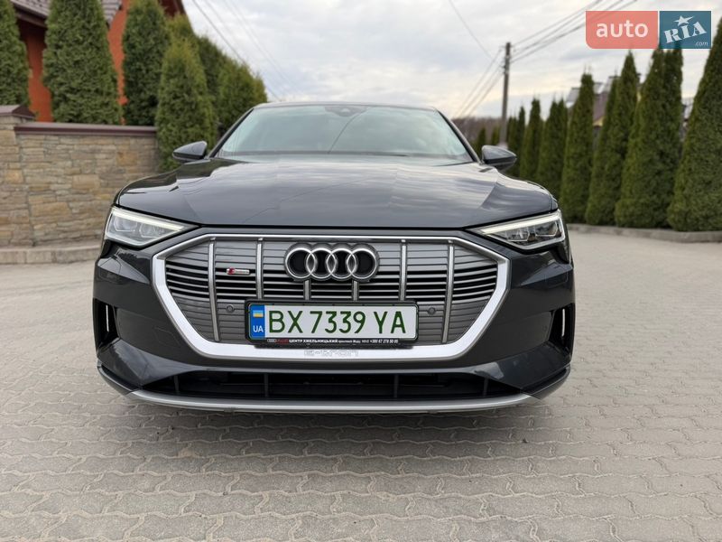 Внедорожник / Кроссовер Audi e-tron 2022 в Хмельницком