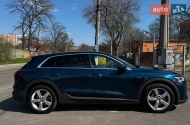 Внедорожник / Кроссовер Audi e-tron 2020 в Одессе