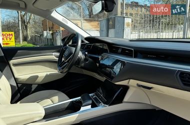 Внедорожник / Кроссовер Audi e-tron 2020 в Одессе