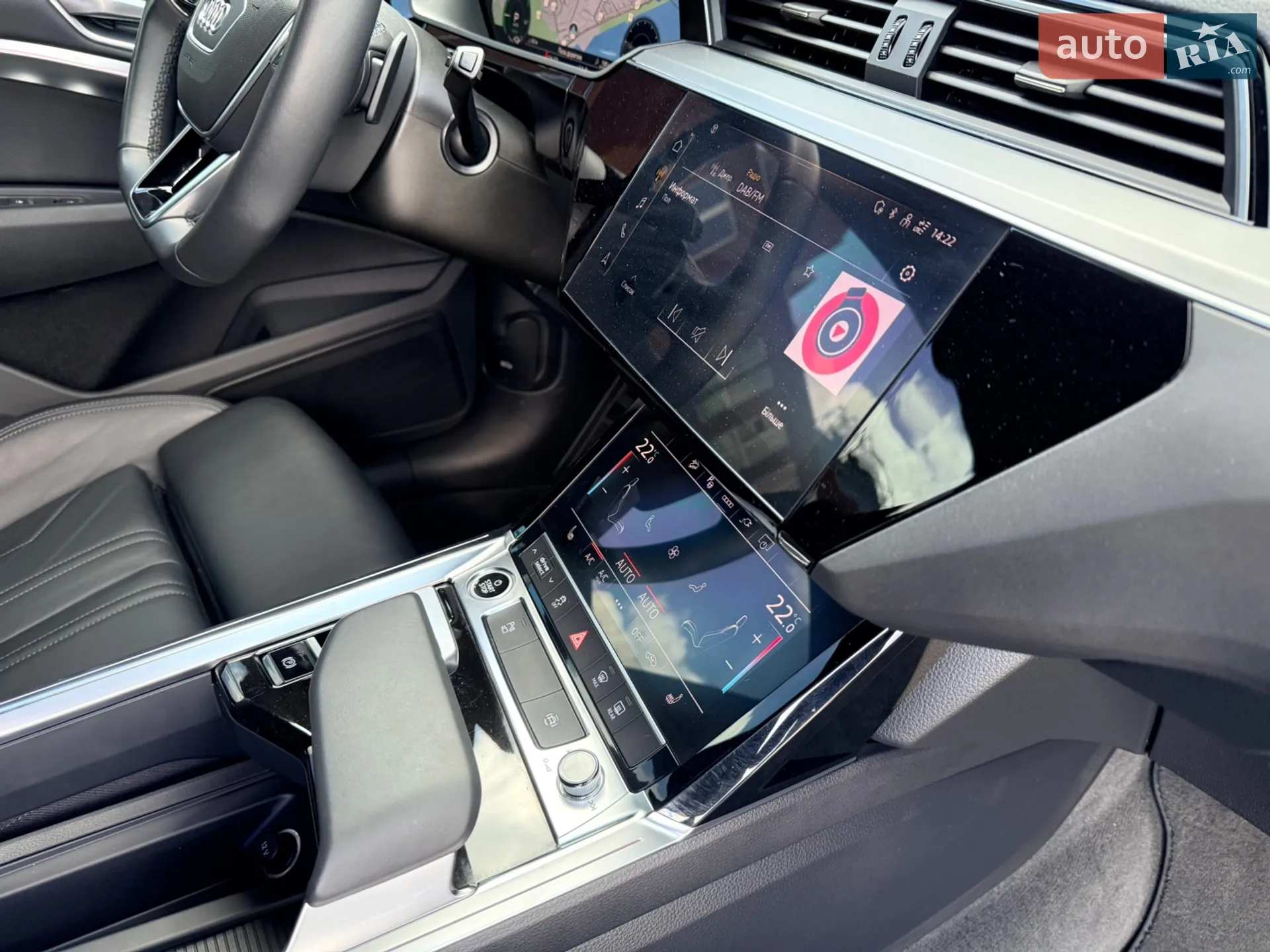 2022 Audi e-tron - мініатюра 16