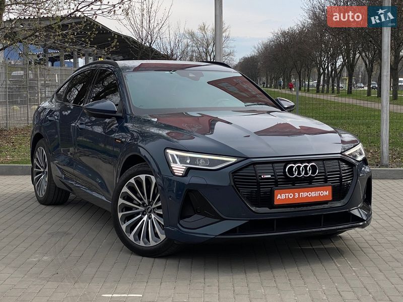 Позашляховик / Кросовер Audi e-tron 2020 в Дніпрі фото 3 Позашляховик / Кросовер Audi e-tron 2020 в Дніпрі