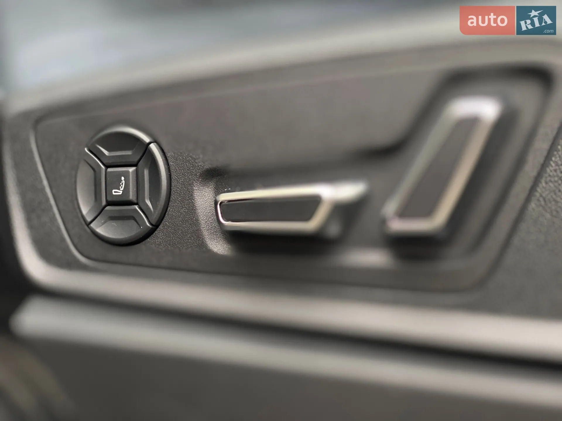2020 Audi e-tron - мініатюра 22